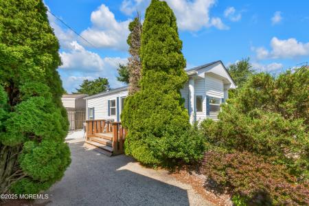 Photo of 709 Union Avenue 3, Brielle NJ