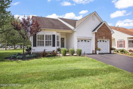 Photo of 21 Silver Maple Lane