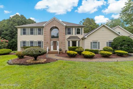 Photo of 9 Preston Drive, Millstone NJ