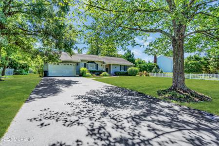 Photo of 924 Birch Drive