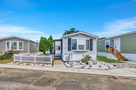Photo of 13 Mary Ann Court, Hazlet NJ