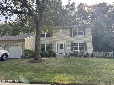 Photo of 12 Glen Arden Drive, Howell NJ