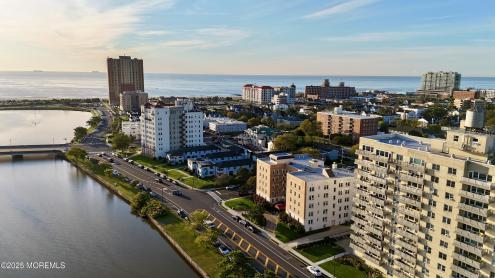 Photo of 500 Deal Lake Drive 3b