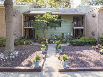 Photo of 224 Medford Court B, Manalapan NJ
