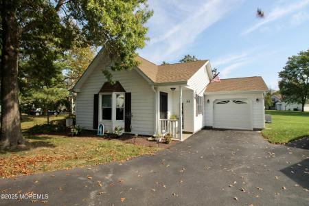Photo of 44 Morden Close, Freehold NJ