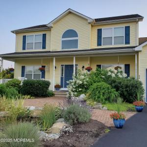 Photo of 216 Fairway Lane