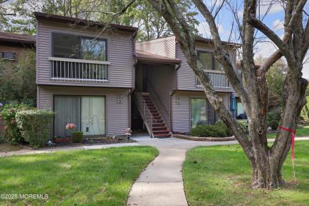 Photo of 7 Lexington Court, Red Bank NJ