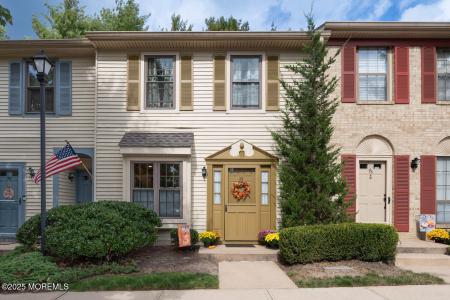 Photo of 75 Bradford Court, Aberdeen NJ