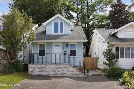 Photo of 811 Shore Concourse