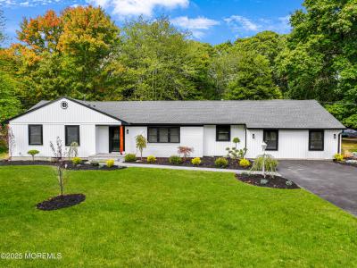 Photo of 1422 Lakewood Road