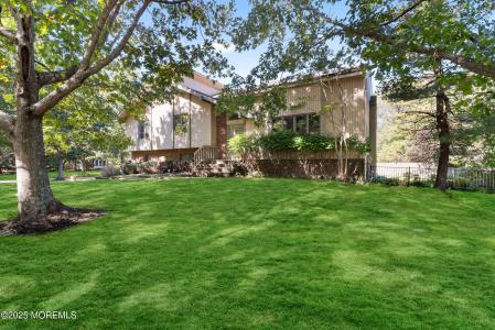 Photo of 10 Oak Tree Lane