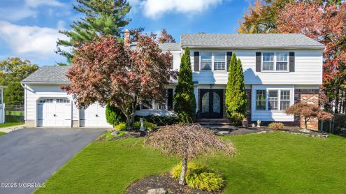 Photo of 6 Blackfoot Drive