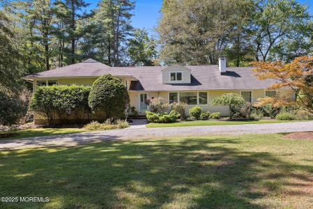 Photo of 35 Sunnybank Drive, Shrewsbury Boro NJ