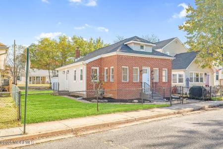 Photo of 74 Forest Avenue