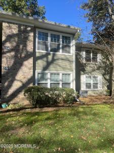 Photo of 164 Arrowwood Court, Red Bank NJ