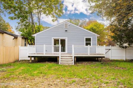 Photo of 122 W 6th Street, Howell NJ