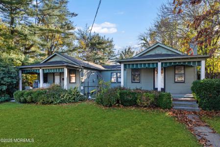 Photo of 440 W End Avenue