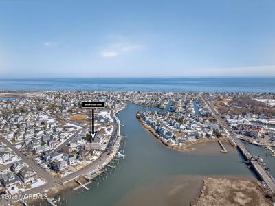 Photo of 404 Perrine Boulevard