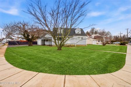 Photo of 304 Park Avenue