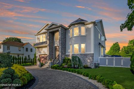 Photo of 243 Overbrook Avenue