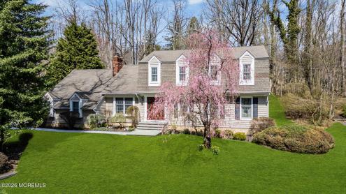 Photo of 44 Bunker Hill Drive