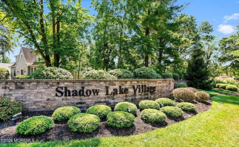 Photo of 93 Lexington Court, Red Bank NJ