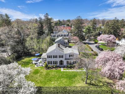 Photo of 1 N Cherry Lane