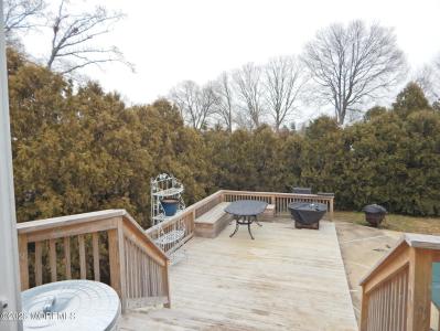Photo of 19 Peachtree Road, Oakhurst NJ
