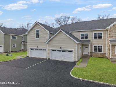Photo of 22 Remington Court, Farmingdale NJ