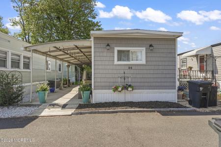 Photo of 44 Sams Trailer Ct Court