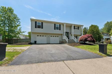 Photo of 21 Cherry Bend Drive, Howell NJ