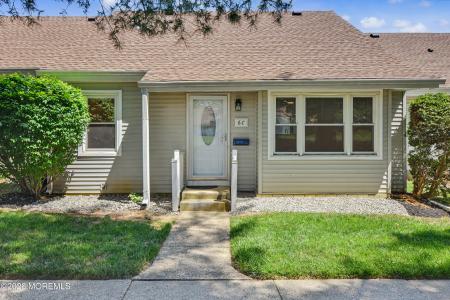 Photo of 6 Plaza De Las Flores Unit C, Freehold NJ
