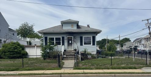 Photo of 225 Carr Avenue, Keansburg NJ