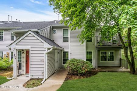 Photo of 386 Hampton Place, Morganville NJ