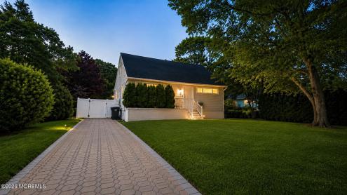 Photo of 409 Wells Avenue, Oakhurst NJ