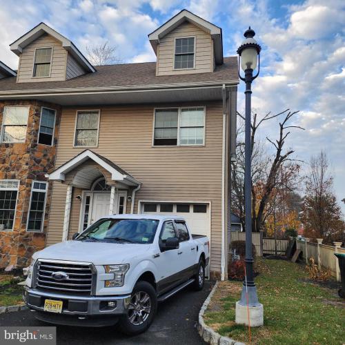 Photo of 15 Perry L Drew Pl, Hightstown NJ