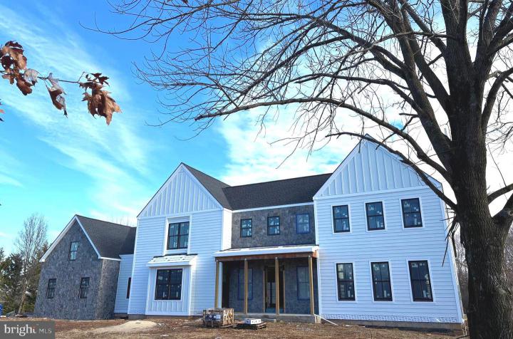 Photo of 6 Madison Avenue