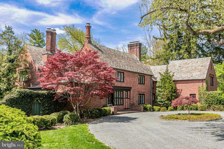 Photo of 51 Edgerstoune Road, Princeton NJ