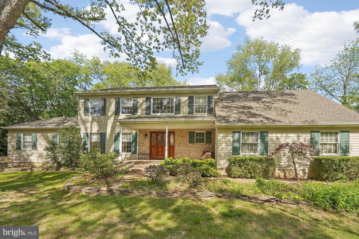 Photo of 924 Hughes Drive, Hamilton NJ