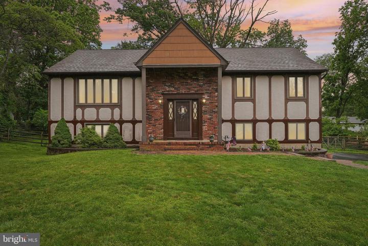 Photo of 15 Duffield Drive, Ewing NJ