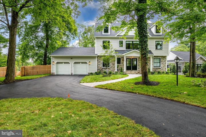 Photo of 569 Riverside Drive, Princeton NJ