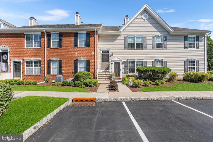 Photo of 205 Gentry Court, Pennington NJ