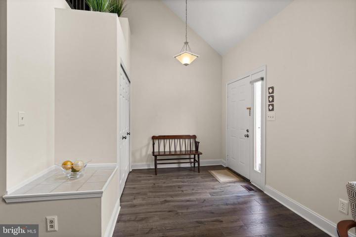 Photo of 9 Hanover Court, Princeton NJ