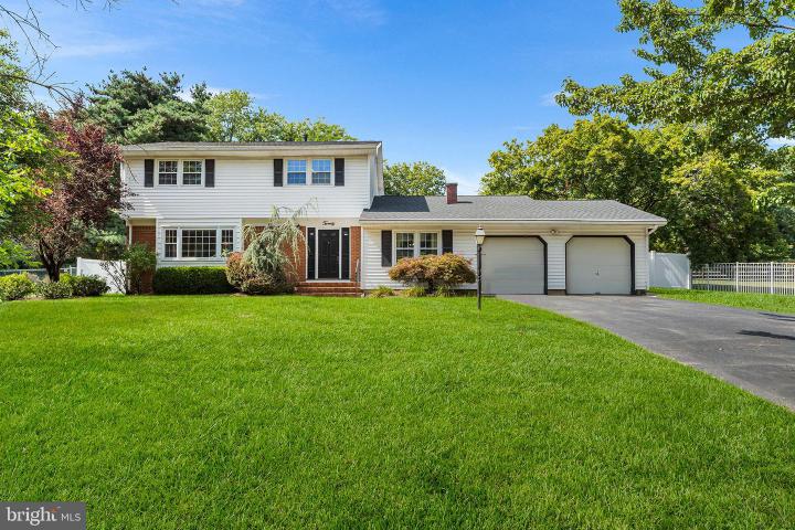 Photo of 20 Beechcroft, East Windsor NJ