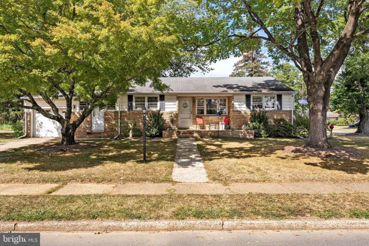 Photo of 12 Fox Lane, Hamilton NJ
