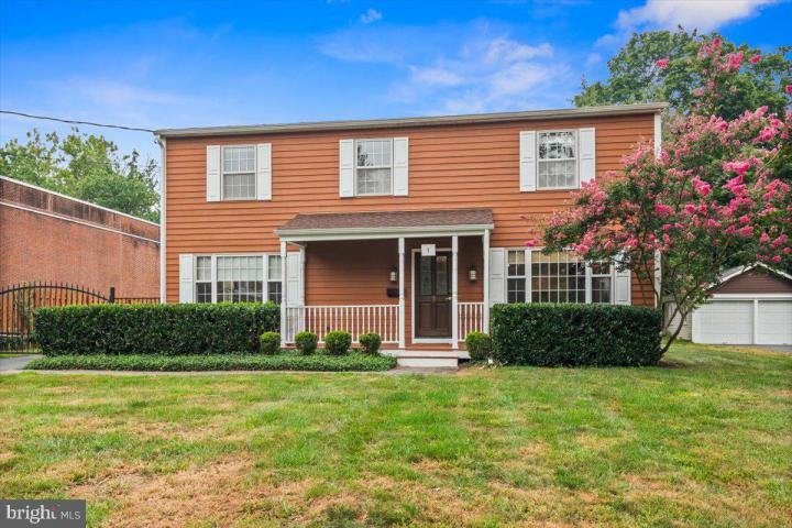 Photo of 7 Laning Avenue, Pennington NJ