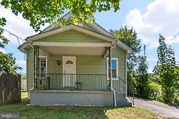 Photo of 107 Hawthorne Avenue, Ewing NJ