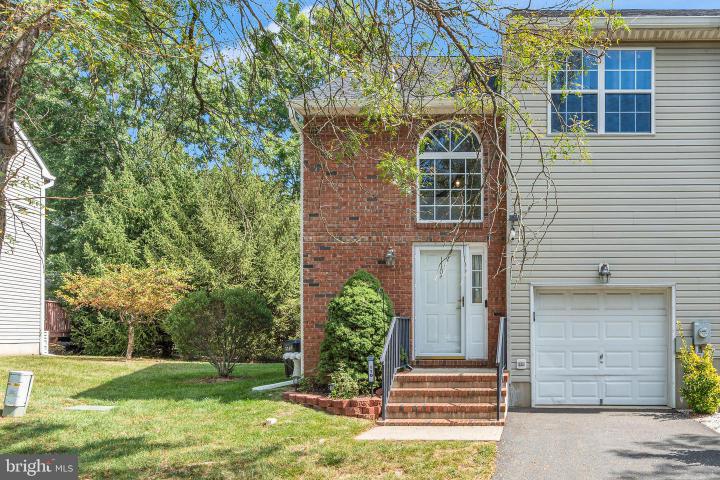 Photo of 110 Petal Lane, Ewing NJ