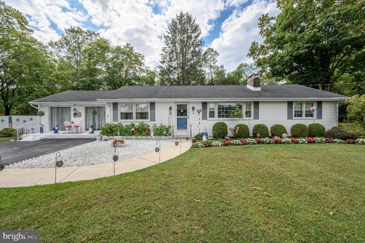 Photo of 2 Joanne Street, Princeton Junction NJ