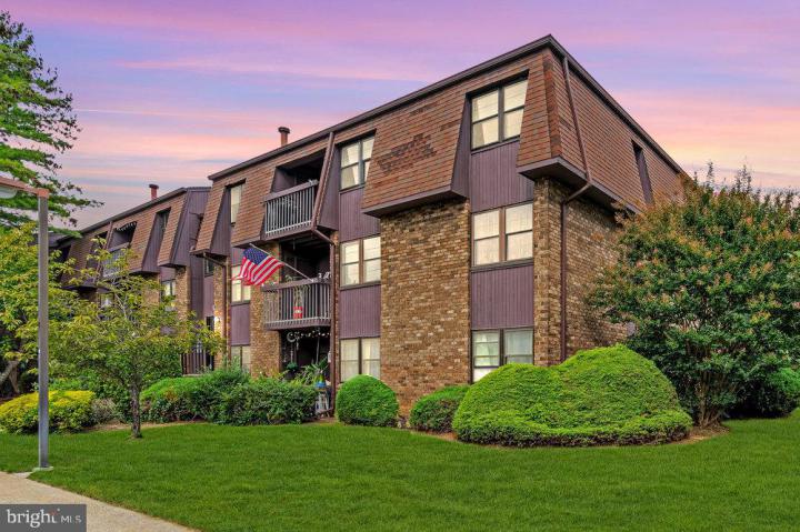Photo of 1131 Country Mill Drive 1131, Cranbury NJ